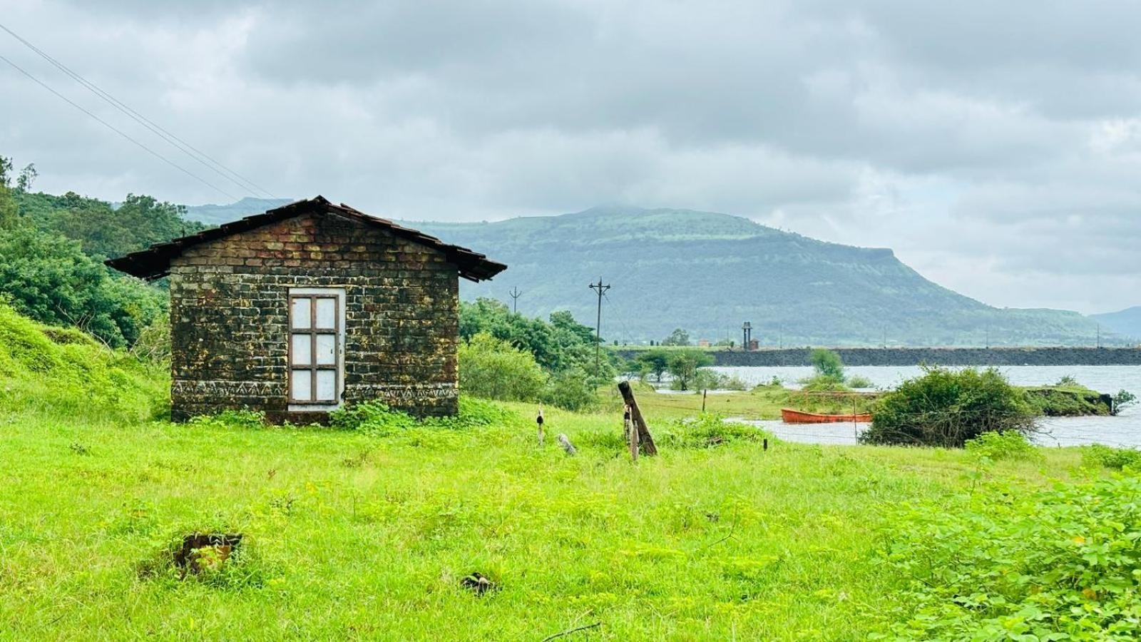 Hotel Mauli Agro Farm Dam View Resort Сатара Екстериор снимка