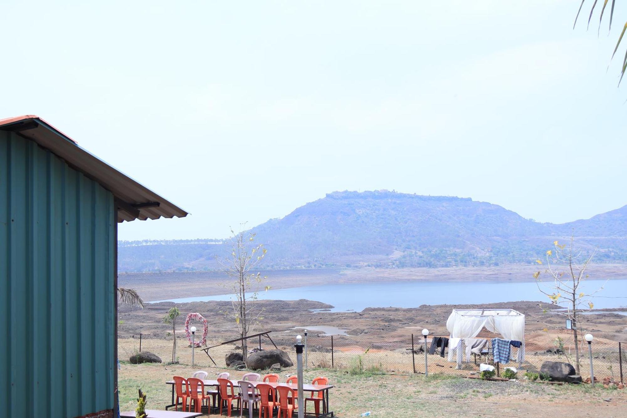 Hotel Mauli Agro Farm Dam View Resort Сатара Екстериор снимка